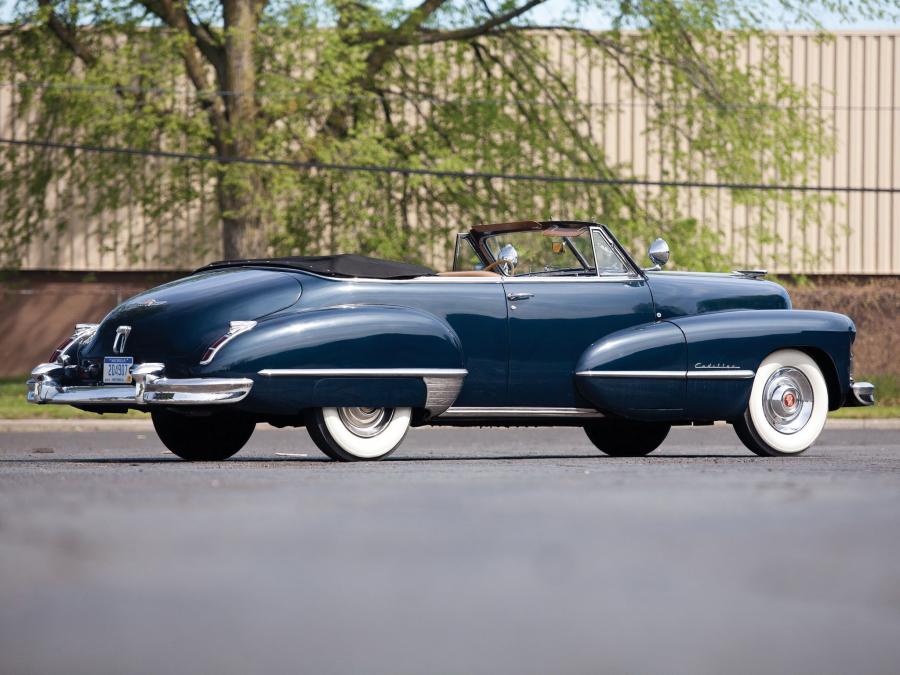  Cadillac Series 62 Convertible 1947 года  (фото 24 из 31)